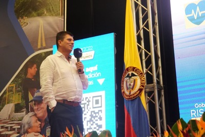 Líderes y dirigentes gremiales exaltan la gestión del gobernador Victor Manuel Tamayo Vargas