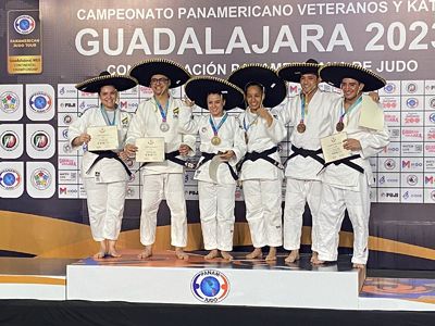 Risaraldenses logran 4 oros en Panamericano de Katas en México